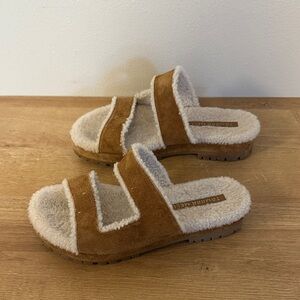 LIKE NEW Tamara Mellon Roam Tan Suede Shearling-Lined Slides
